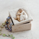 Handmade Jewelry and Memory Box – An Emotional Storage for Photos and Jewelry